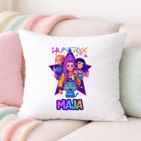 Przejdź do produktu Poduszka HUNTRIX K-Pop z imieniem - prezent dla dziecka 