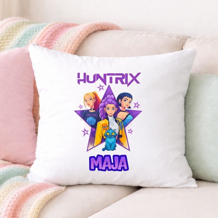 Poduszka HUNTRIX K-Pop personalizowana z imieniem (wzór 2).jpg