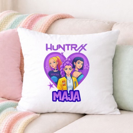 Przejdź do produktu Poduszka HUNTRIX K-Pop z imieniem - prezent dla dziecka 