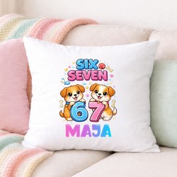 Poduszka PIESKI SIX SEVEN 67 personalizowana z imieniem (wzór 7).jpg