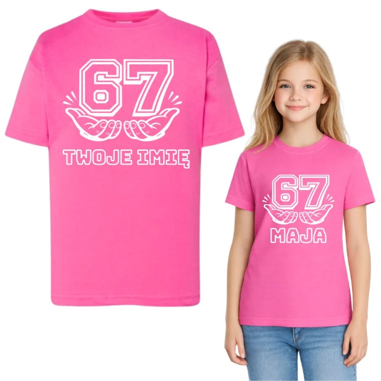 Koszulka dziecięca z nadrukiem SIX SEVEN 67 z imieniem różowa.jpg