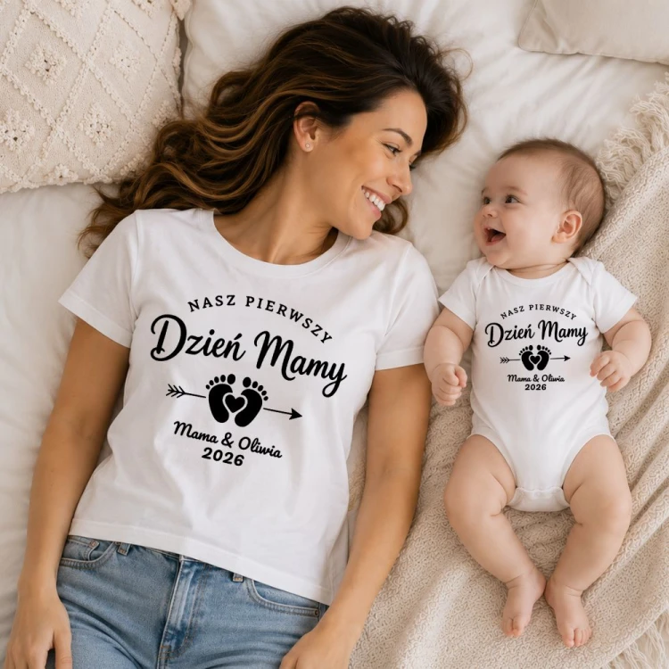 Komplet dla mamy i dziecka T-Shirt + Body białe - NASZ PIERWSZY DZIEŃ MAMY.jpg