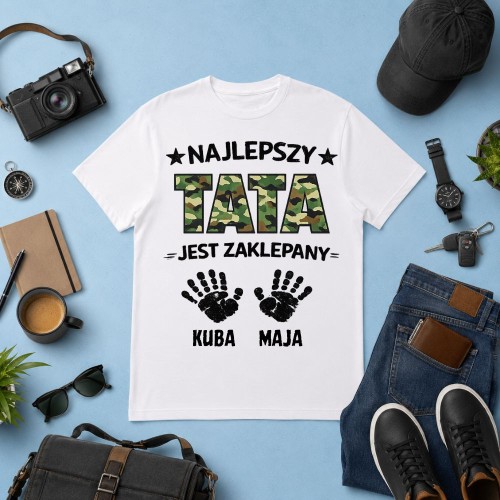 Prezent na dzień taty - Koszulka Najlepszy TATA jest zaklepany z imionami dzieci.jpg