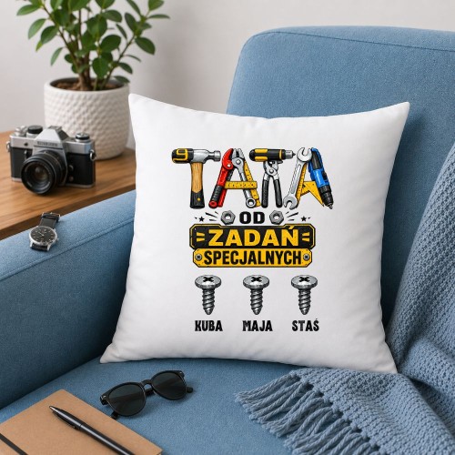 Prezent na dzień taty - Poduszka TATA od zadań specjalnych z imionami dzieci.jpg