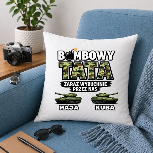 Prezent na dzień taty - Poduszka Bombowy TATA z imionami dzieci.jpg