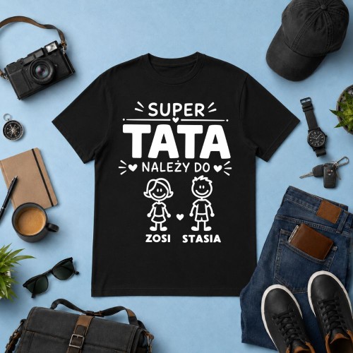 Prezent na dzień taty - Koszulka z imionami dzieci SUPER TATA należy do czarna.jpg