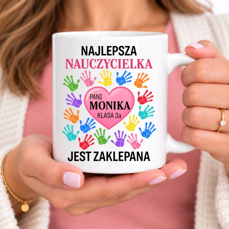 Kubek NAJLEPSZA NAUCZYCIELKA JEST ZAKLEPANA